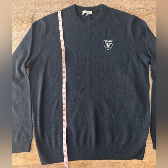 VUORI Men's 100% Cashmere Sweater Black Size Large with Raiders Logo - Picture 4 of 6